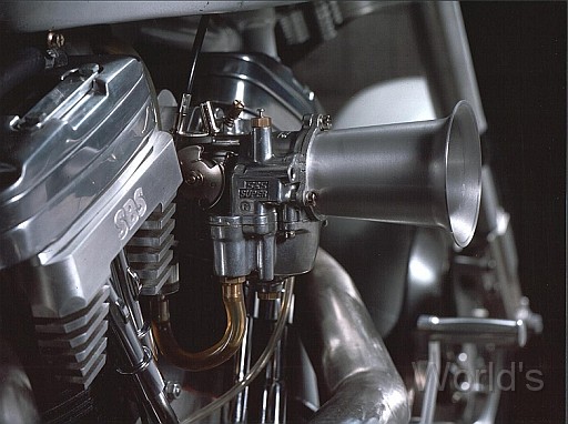 Engines 0002.jpg - SBS 2,4Ltr.Bj.1994
